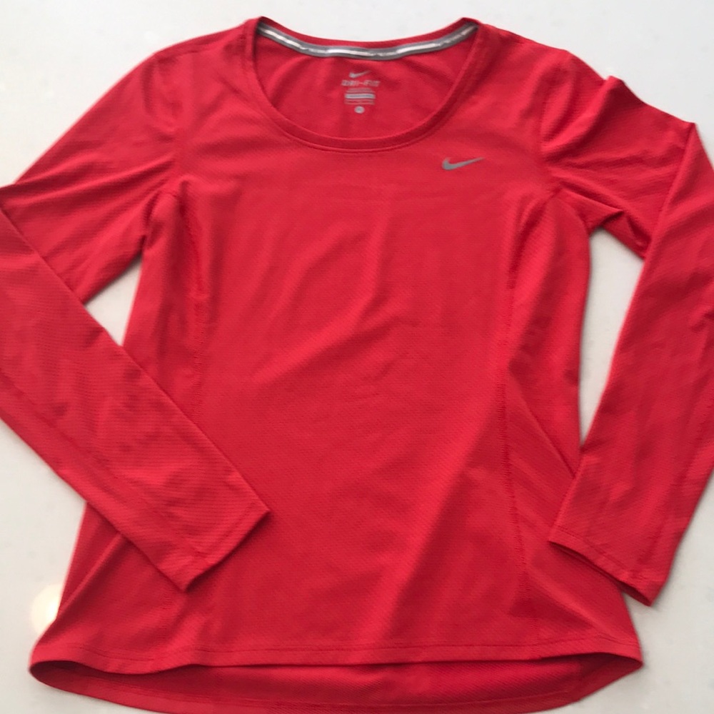 Dry fit active wear